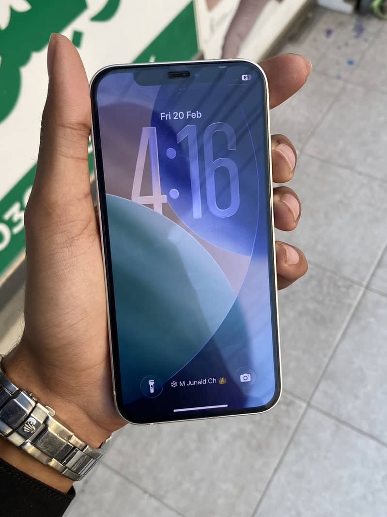 Apple iPhone 12 2