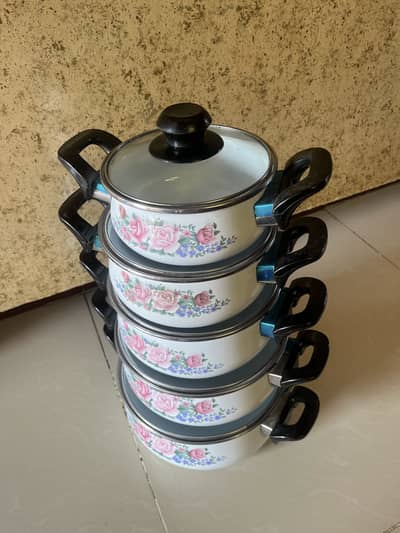 Pots set of 5