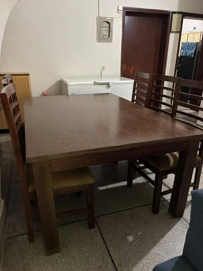 6-seater Dining Table