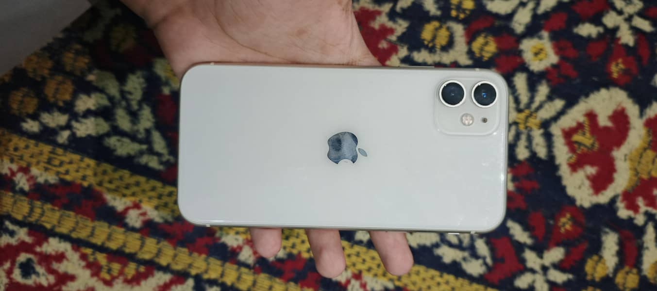 Apple iPhone 11 1