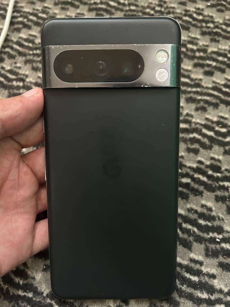 Google Pixel 8 Pro 1