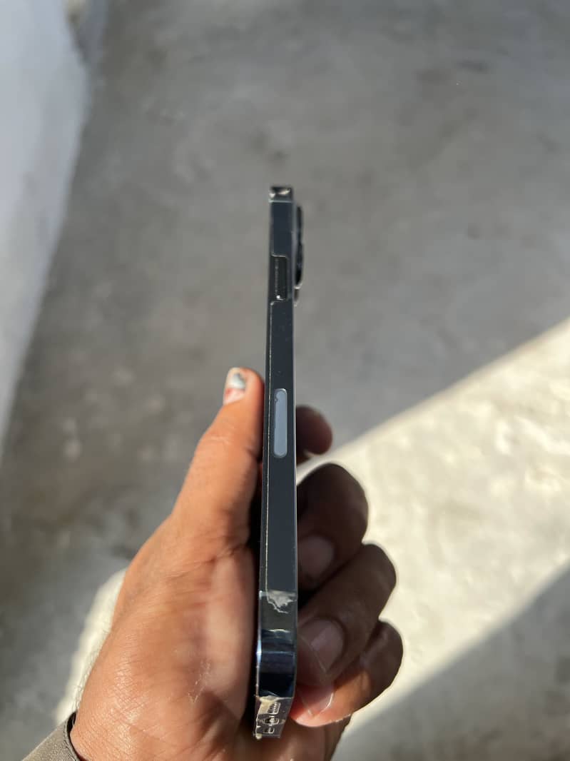 Apple iPhone 13 Pro Max 5
