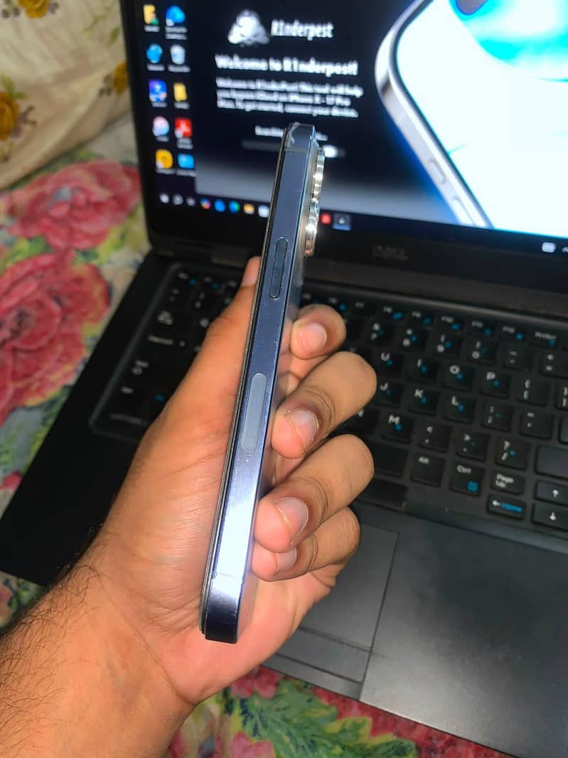 Apple iPhone 13 Pro 6