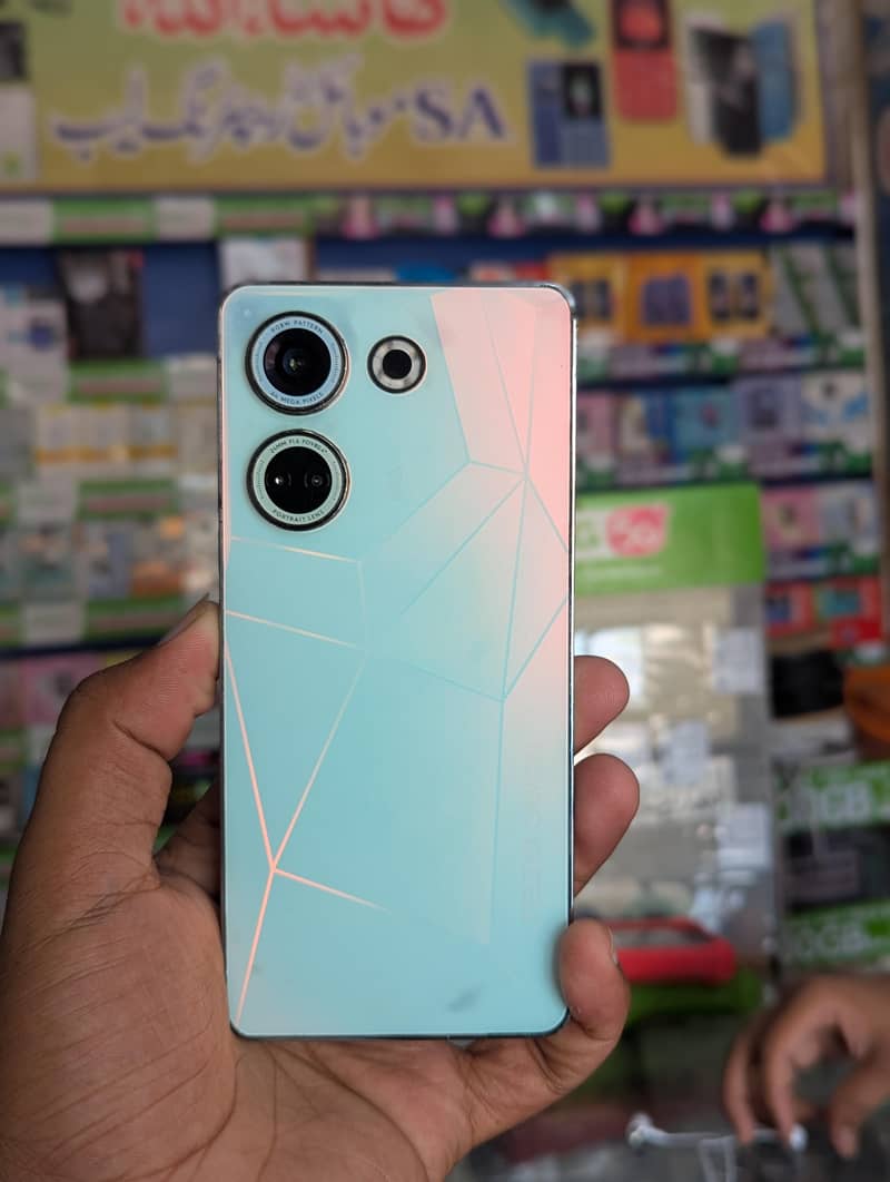Tecno CAMON 20 0