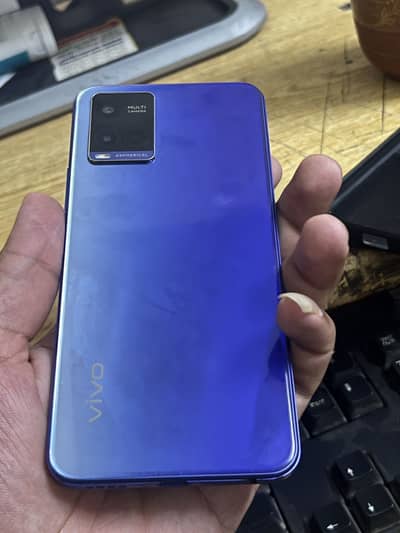 Vivo Y21