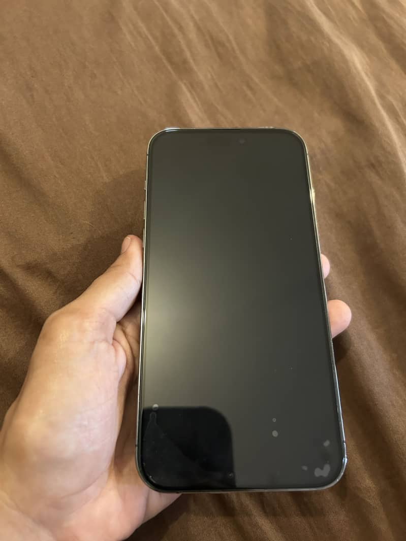 Apple iPhone 14 Pro Max 8