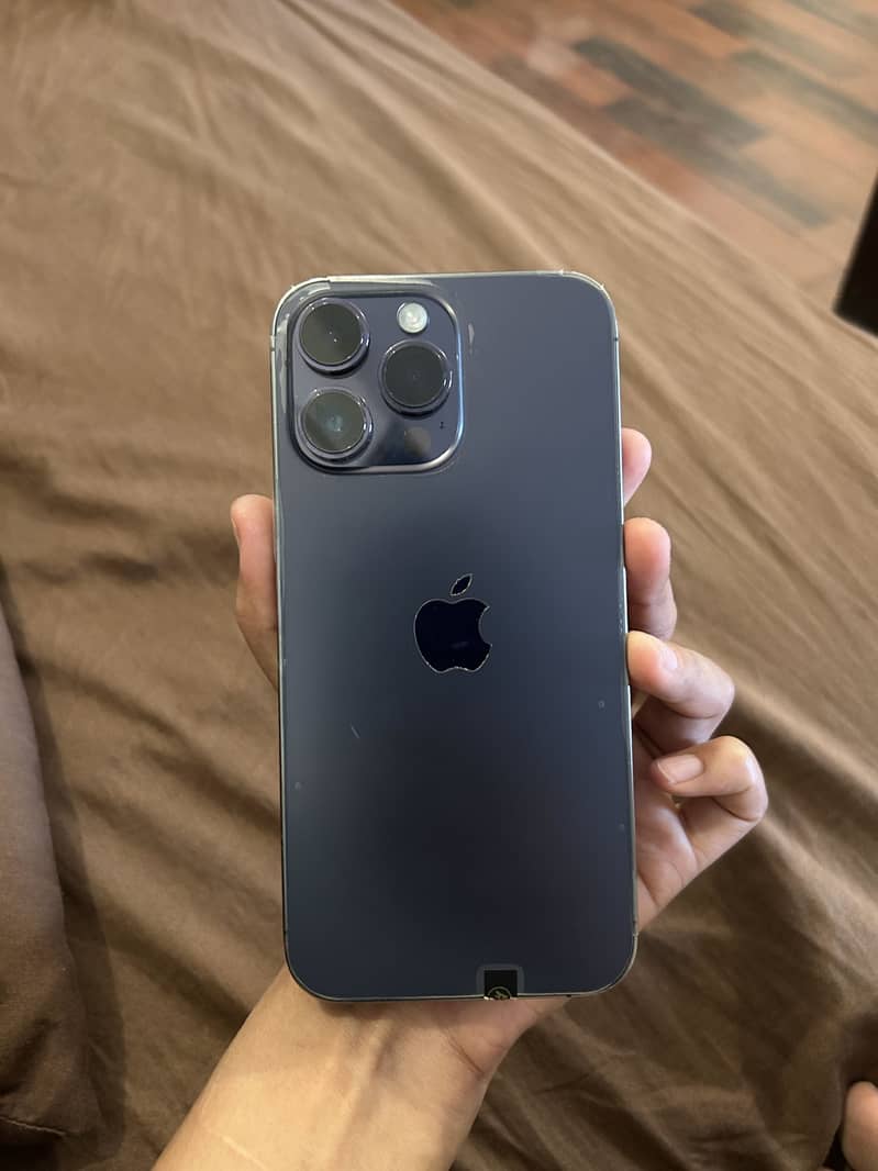 Apple iPhone 14 Pro Max 9
