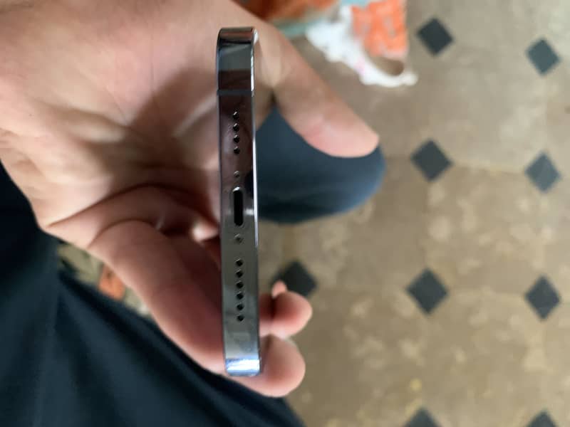 Apple iPhone 13 Pro Max 7
