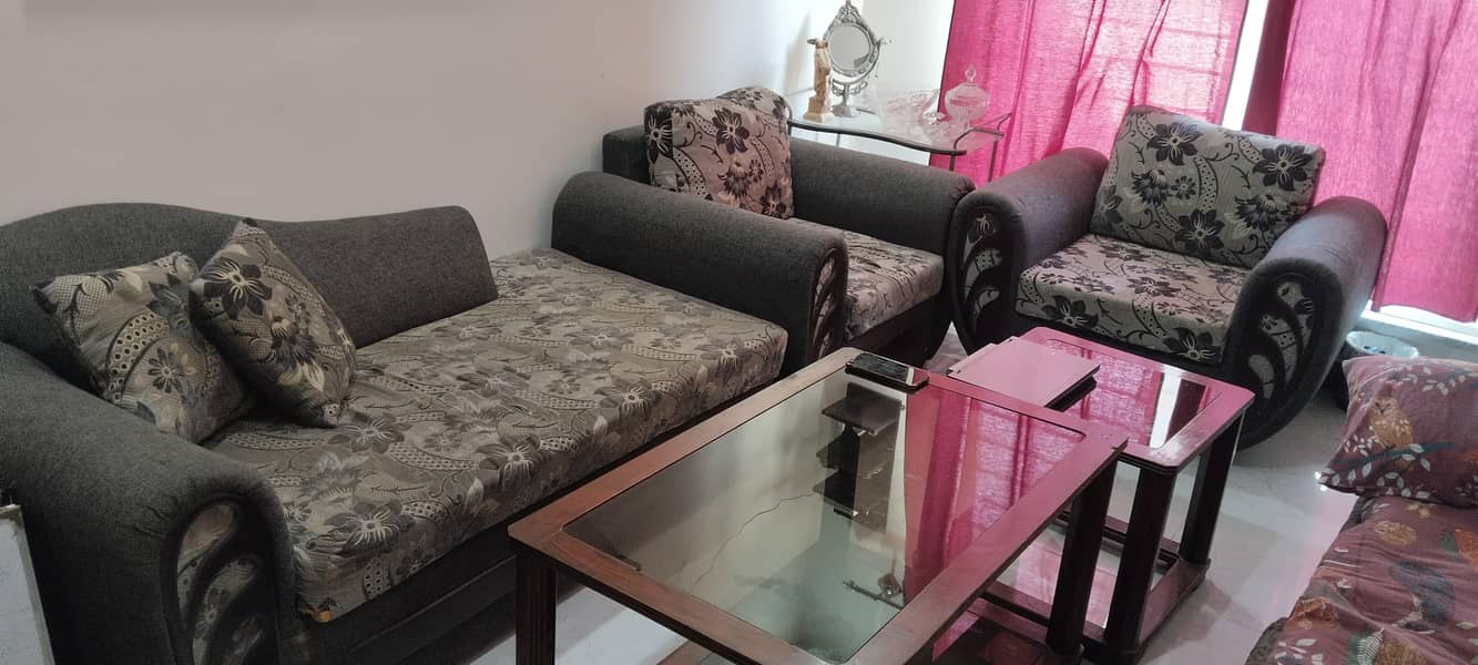3 Sofa Set, Dewan and two One seater sofas 0