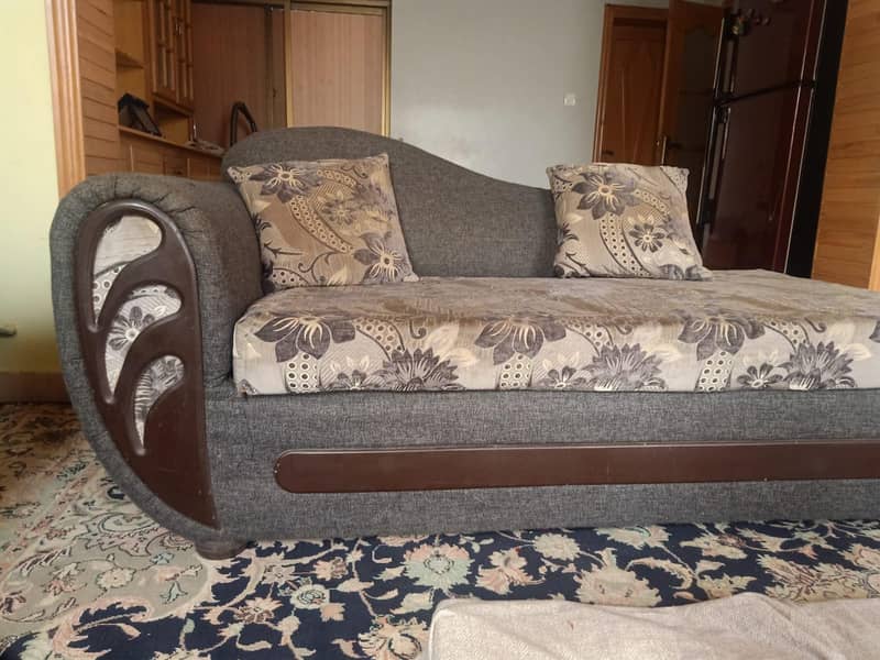 3 Sofa Set, Dewan and two One seater sofas 7