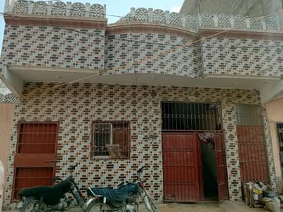 120 Sq. Yards Well-Maintained House for Sale in Roman City