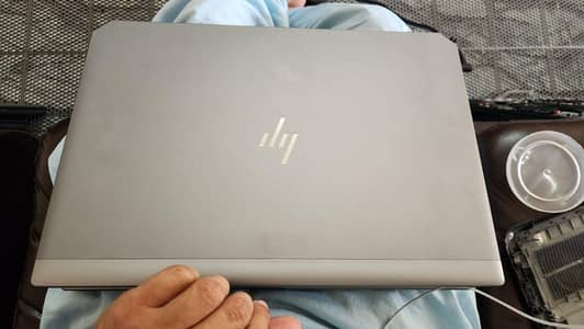 Hp zbook 15 G5 | i7 8th H | 16gb ram | 256nvme | 4gb card
