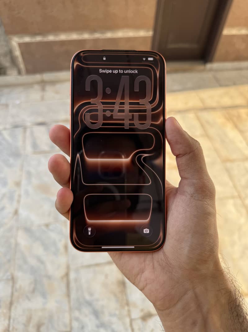 Apple iPhone 17 Pro Max 1