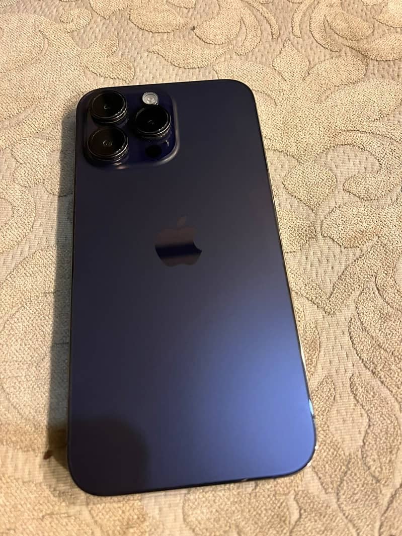 Apple iPhone 14 Pro Max 4