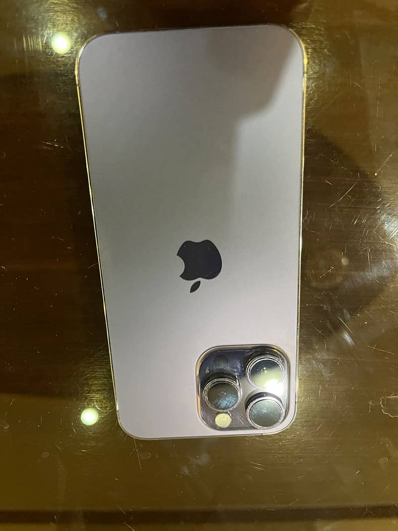 Apple iPhone 14 Pro Max 6