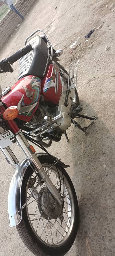 Honda CG 125 2023