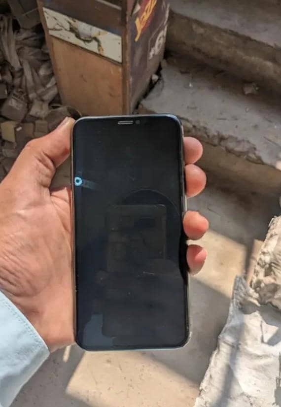 Apple iPhone 11 Pro 3