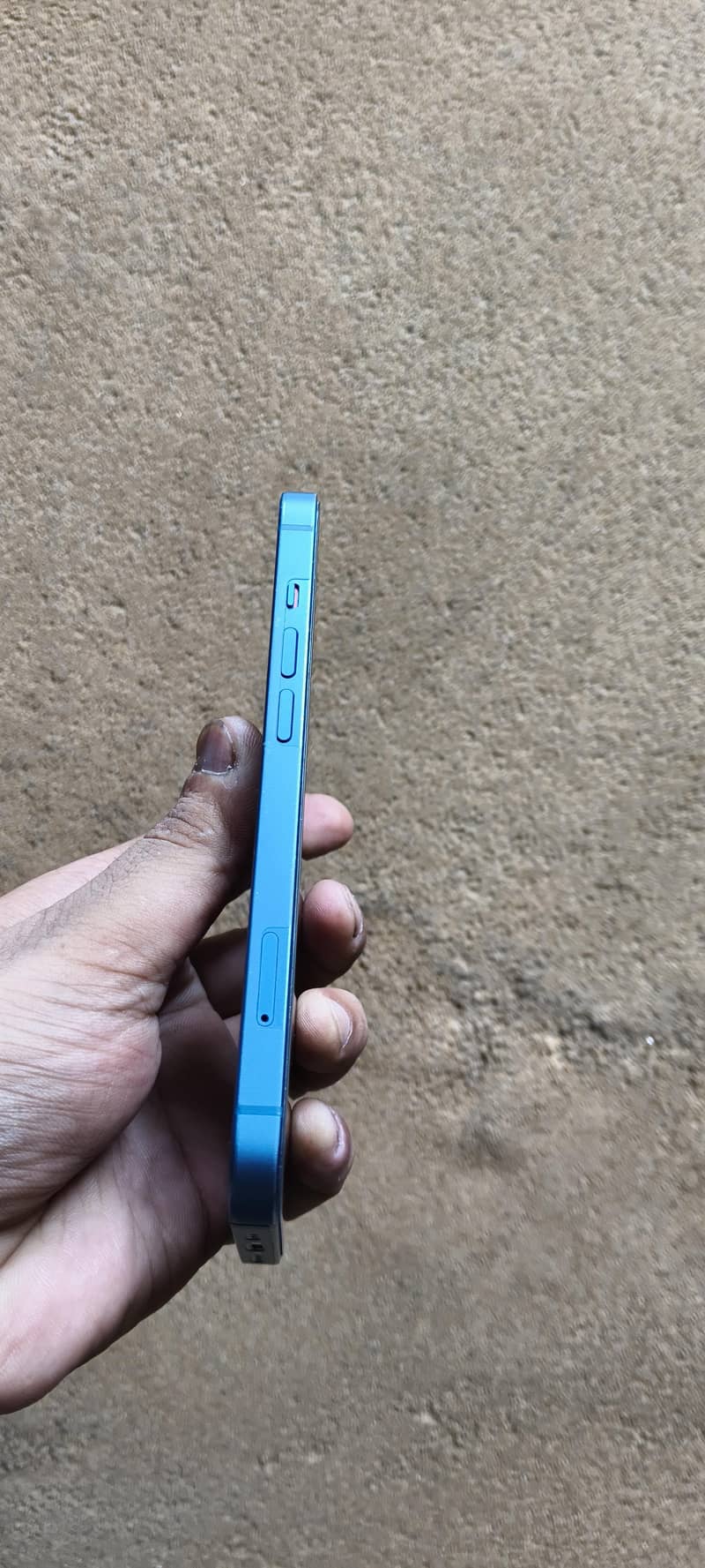 Apple iPhone 13 3