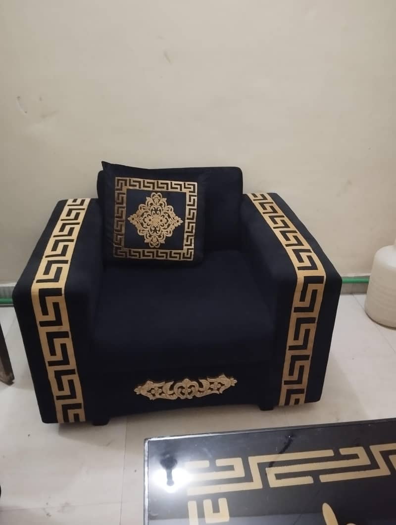 sofa set with table 3