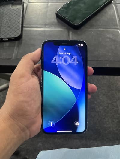 Apple iPhone 12
