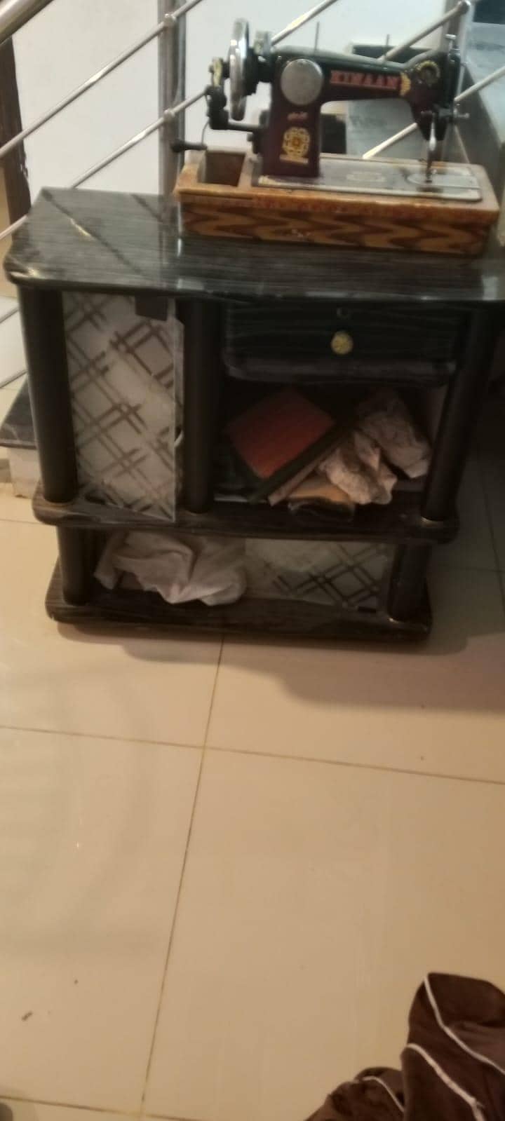 double bed dressing iron table 9