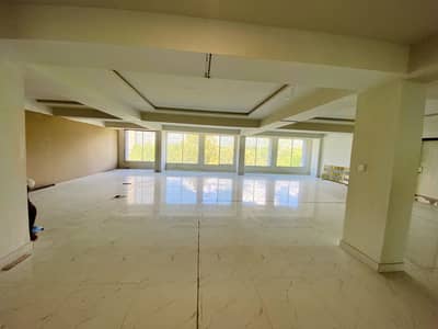 Space For Rent Blue Area Prime Location