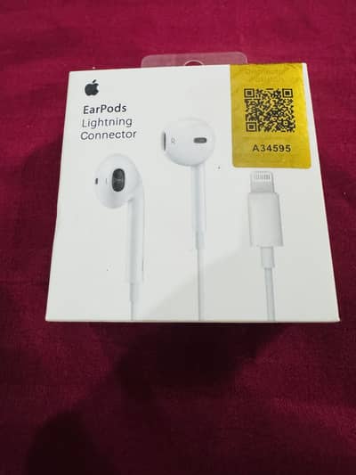 EarPods Lightning Connector