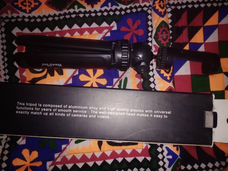 Neepho NP-999 Multi Function Tripod 2
