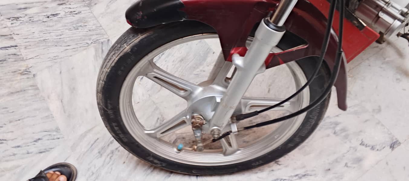Suzuki 5