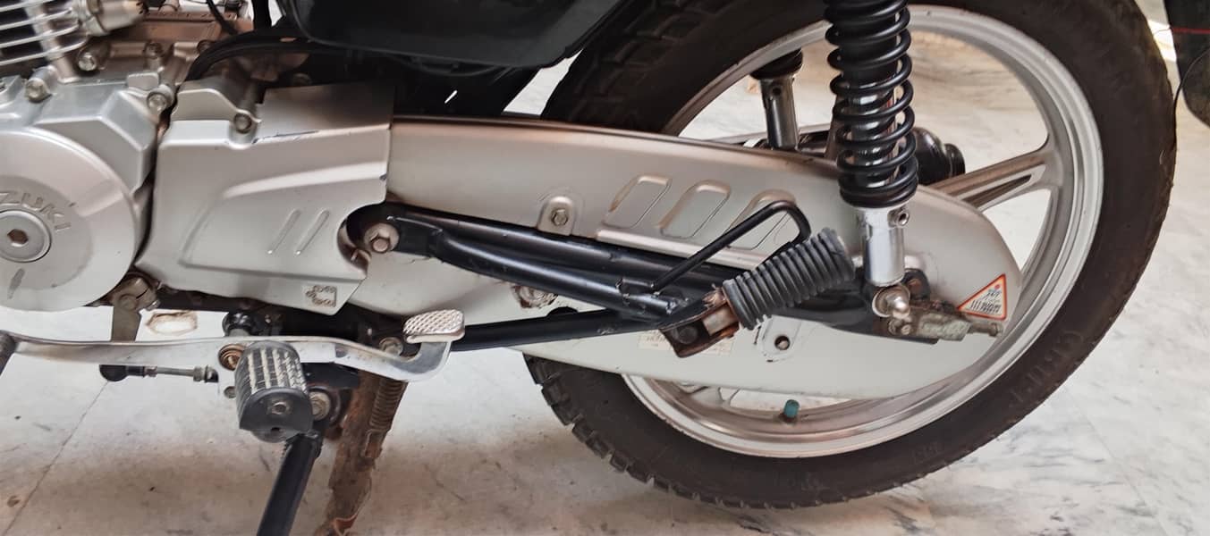 Suzuki 8