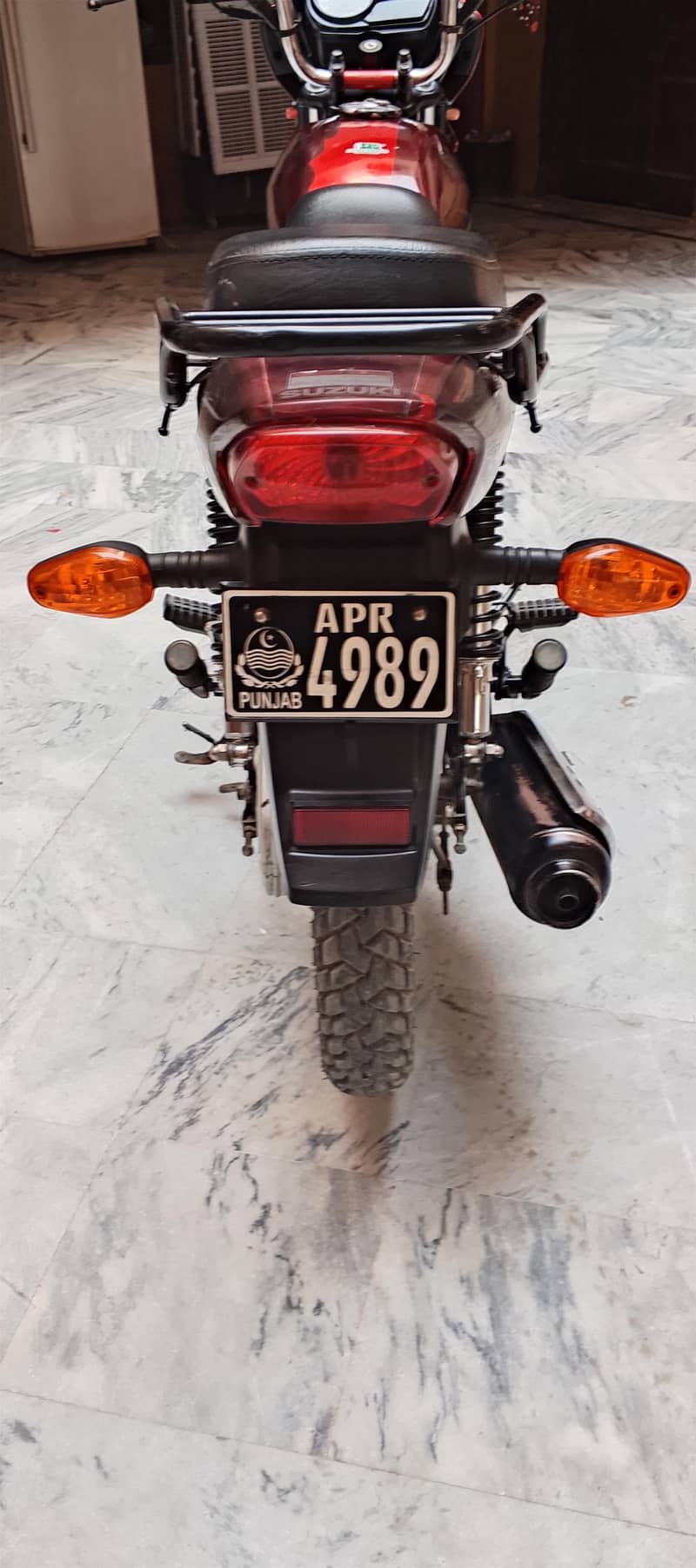 Suzuki 9