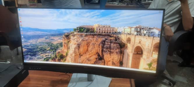 Dell C3422WE 34 inch curved IPS WQHD Ultrasharp