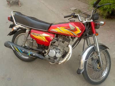 honda 125 model 2021  new condition home use