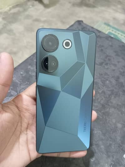 Tecno CAMON 20