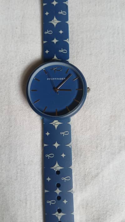 Pfeffinger Masterpieces Women's watch with silicone strap