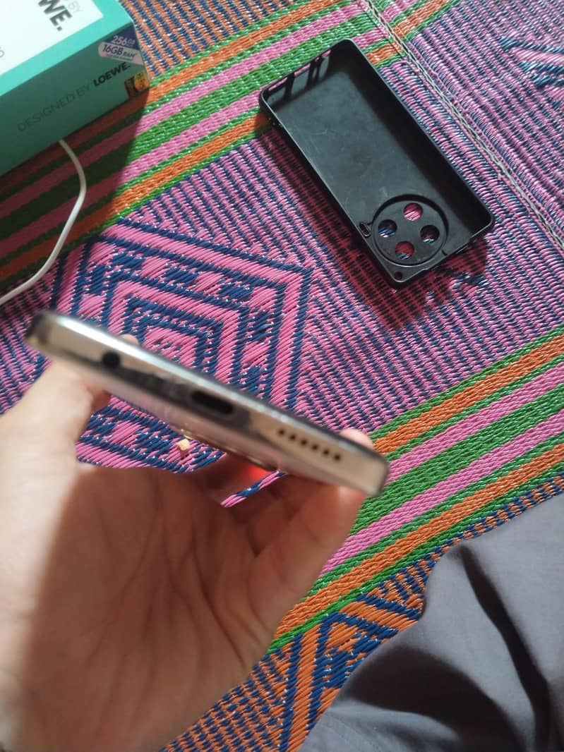 Tecno CAMON 30 4