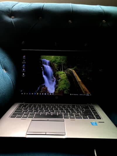 HP elite book 840 G2 available to sell