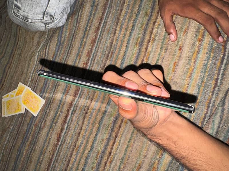 Samsung Mobile Note 10 Plus 6