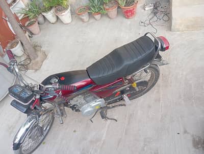one to 05 2017 baty 18 A one 10 by 9 dhaage wala chote manavala k Pas