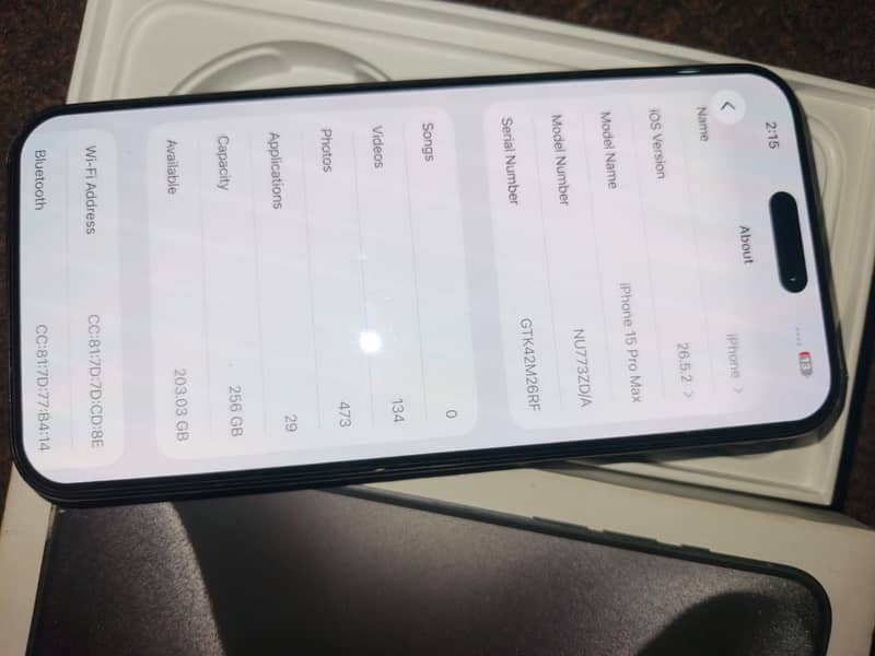 Apple iPhone 15 Pro Max 3