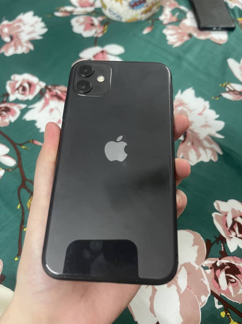 Apple iPhone 11 3