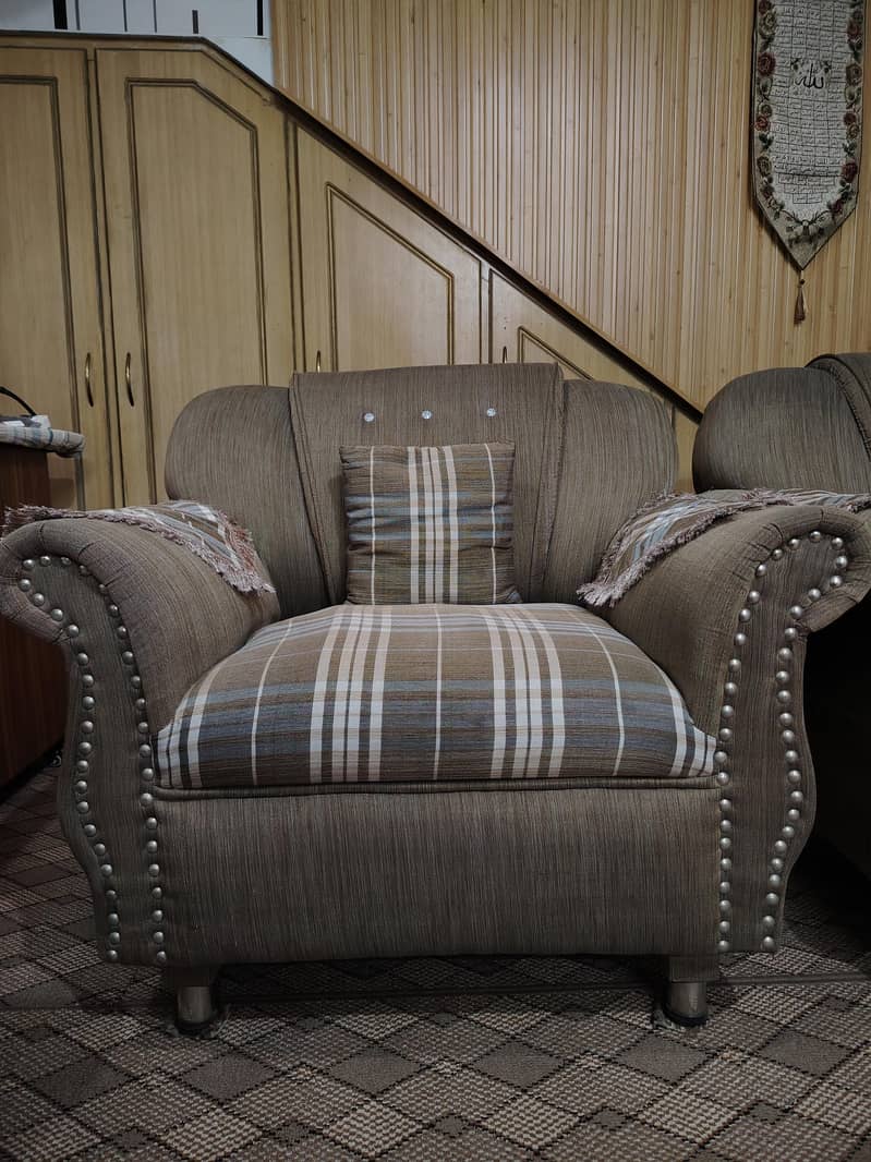 7 seater sofa complete set 2