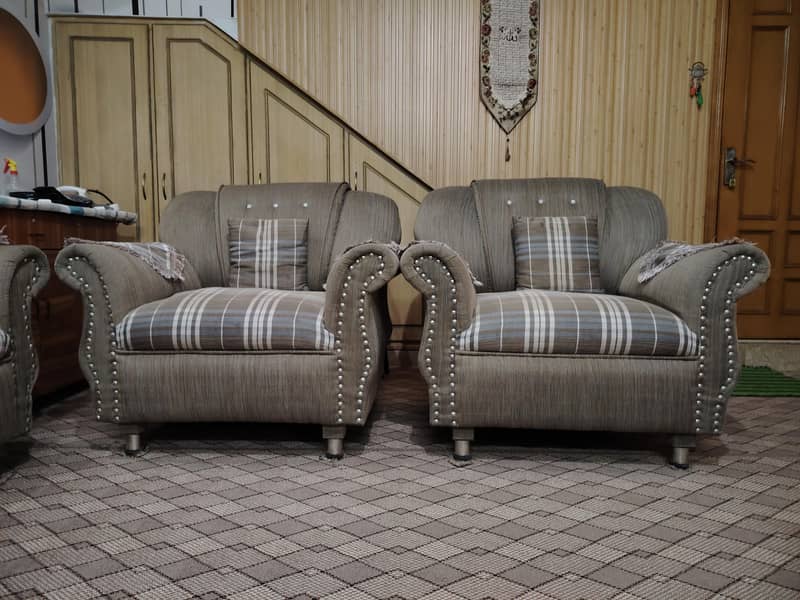 7 seater sofa complete set 3