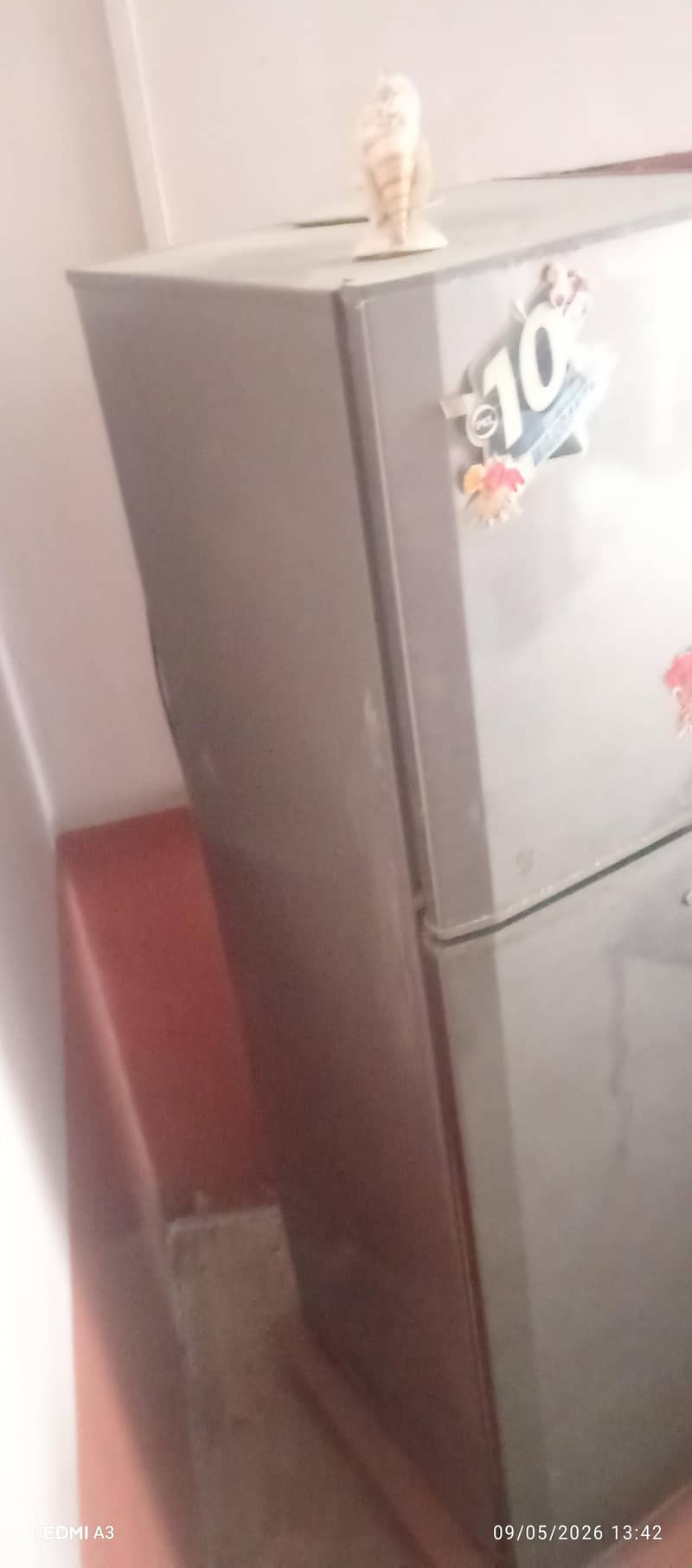 refrigerator u 2