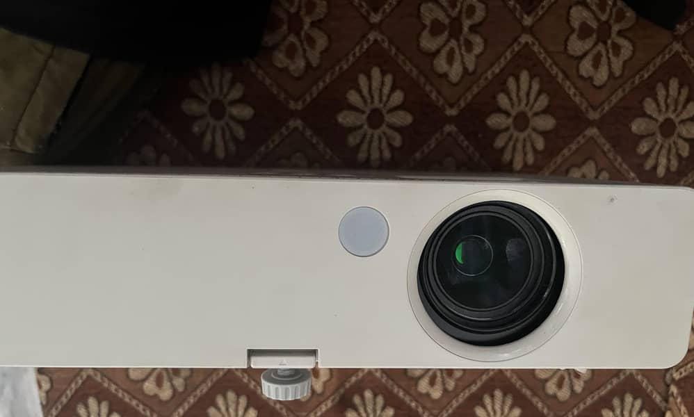 PANASONIC PROJECTOR 1