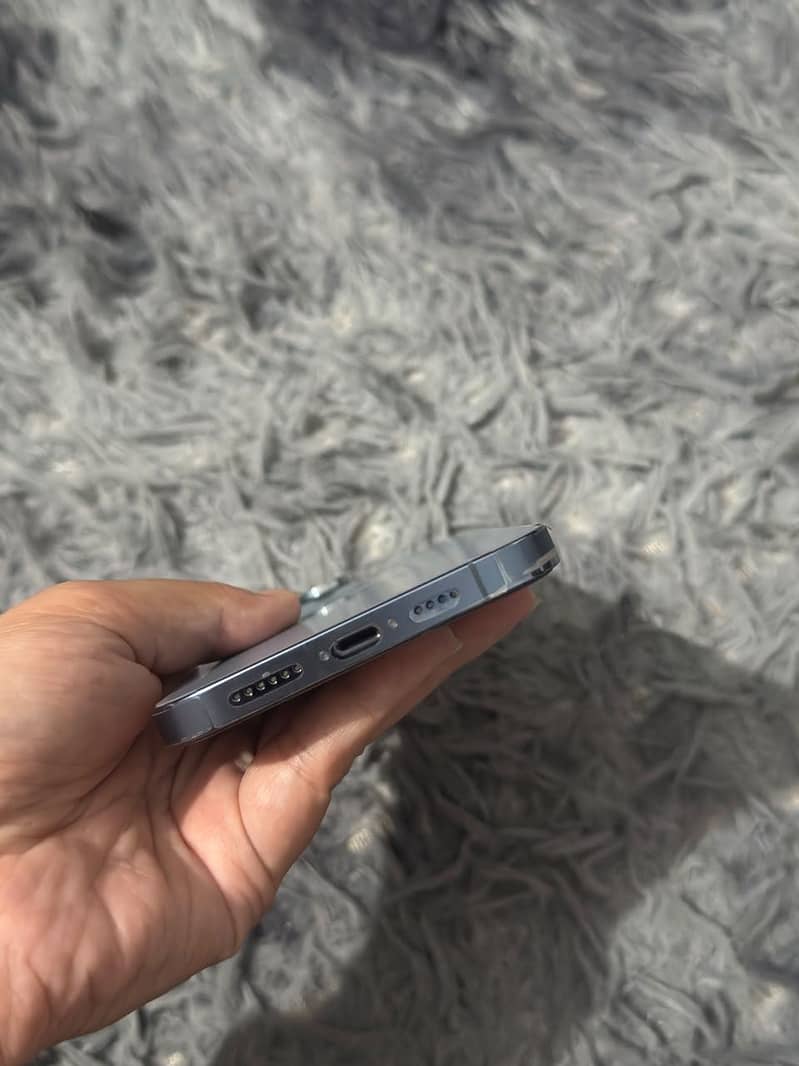 Apple iPhone 13 Pro Max 3
