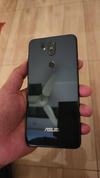 Asus Zenfone 5 PTA approved 10/10