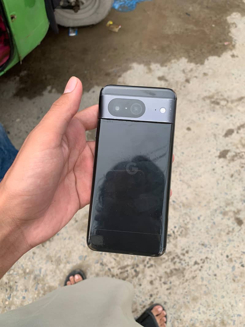Google Pixel 8 5