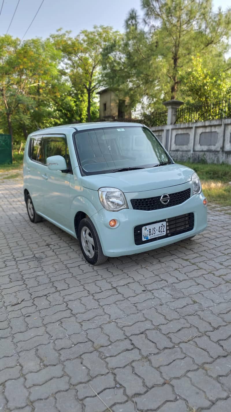 Nissan Moco 2011 2