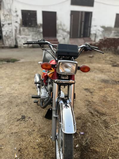 Honda 125 like new 26 Model
